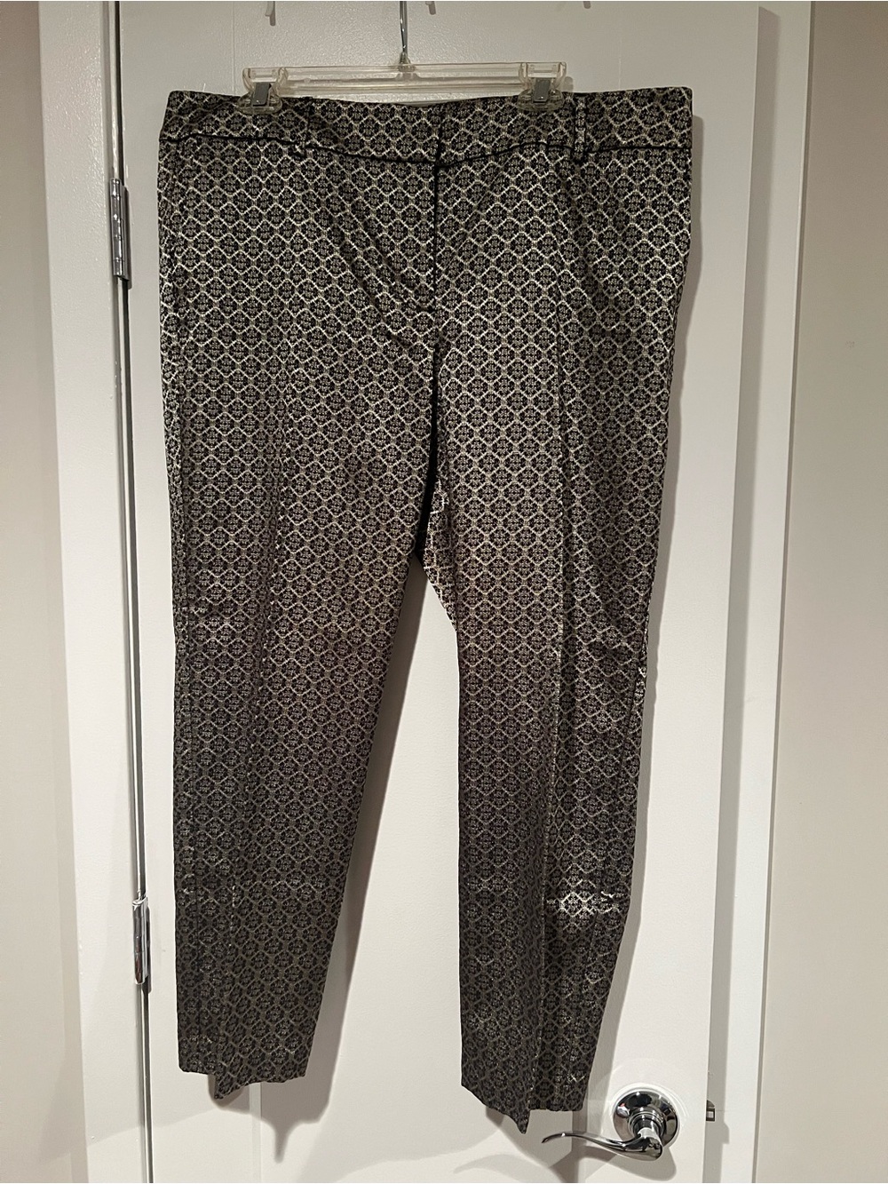 Ann Taylor Women's Black Patterned Special Occasion Pants